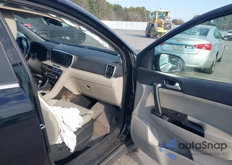 2020 Kia Sportage Ex z USA, uszkodzony, nr VIN KNDPN3ACXL7693407